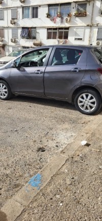 سيارات-toyota-yaris-2015-القبة-الجزائر