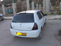 citadine-renault-clio-campus-2012-collo-skikda-algerie