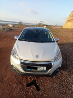 citadine-peugeot-208-2015-access-facelift-gdyel-oran-algerie