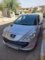 voitures-peugeot-206-plus-2011-batna-algerie