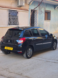 voitures-renault-clio-3-2012-night-and-day-tighennif-mascara-algerie