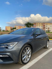 voitures-seat-leon-2018-chlef-algerie