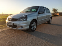 voitures-renault-clio-campus-2012-extreme-guelma-algerie