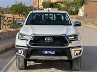 voitures-toyota-hilux-2024-sr5-batna-algerie