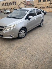 سيارات-chevrolet-sail-5-portes-2012-أقبو-بجاية-الجزائر