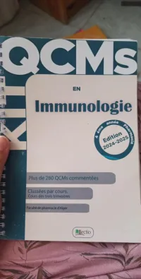 Livres de qcms 4eme année pharmacie 