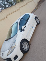 voitures-peugeot-207-2012-bir-el-djir-oran-algerie