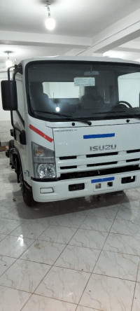 camion-isuzu-npr71-2024-mostaganem-algerie