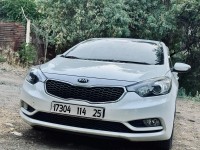 سيارات-kia-cerato-2014-قسنطينة-الجزائر