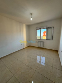 appartement-location-f4-alger-staoueli-algerie