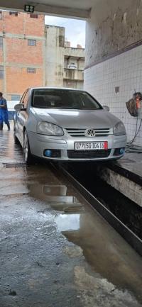 سيارات-volkswagen-golf-5-2004-الكاليتوس-الجزائر