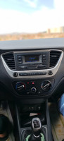 voitures-hyundai-accent-rb-4-portes-2019-gl-oum-el-bouaghi-algerie