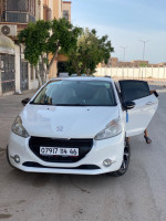 citadine-peugeot-208-2014-active-ain-temouchent-algerie