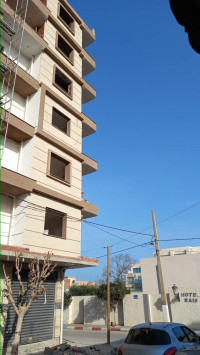 appartement-vente-f3-alger-el-marsa-algerie