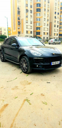 voitures-porsche-macan-2016-el-khroub-constantine-algerie