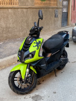 motos-et-scooters-peugeot-2018-bouira-algerie