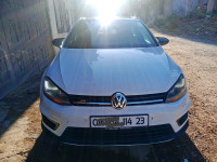 moyenne-berline-volkswagen-golf-7-2014-r-sidi-amar-annaba-algerie