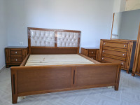 chambres-a-coucher-kit-de-chambre-sans-armoire-bois-rouge-les-eucalyptus-alger-algerie