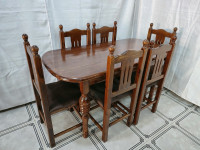 tables-table-6-chaises-ovale-les-eucalyptus-alger-algerie