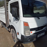 camion-nissan-2014-bouandas-setif-algerie