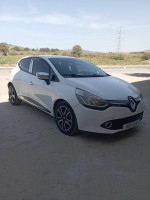 voitures-renault-clio-4-2013-algerie