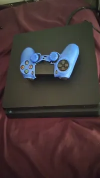 Ps4 slim 1t dernière version 