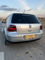 voitures-volkswagen-golf-4-2002-match-bordj-bou-arreridj-algerie