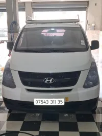 H1 Hyondai 2011