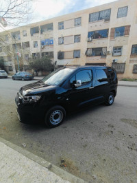 voitures-fiat-doblo-2023-italien-msila-algerie