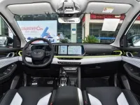 Geely Coolray 2025 Champion