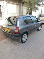 voitures-renault-clio-2-2000-expression-bouira-algerie