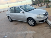 voitures-dacia-logan-2012-la-tout-mostaganem-algerie