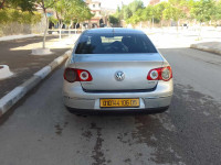 voitures-volkswagen-passat-2006-batna-algerie