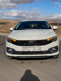 voitures-fiat-tipo-sedan-2024-life-cherchar-khenchela-algerie