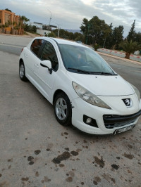 voitures-peugeot-207-2012-msila-algerie