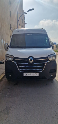 fourgon-renault-master-4-chiffa-blida-algerie