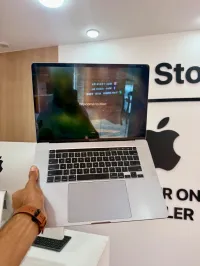 MACBOOK PRO I9 64/2T