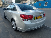 voitures-chevrolet-cruze-2013-alger-centre-algerie