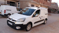 voitures-citroen-berlingo-2013-tole-niveau-2-bechar-algerie