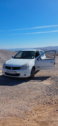 سيارات-renault-clio-campus-2012-مينار-زارزة-ميلة-الجزائر