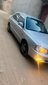 voitures-hyundai-accent-2011-gls-el-oued-algerie