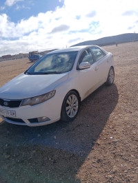 voitures-kia-cerato-2011-3-cheria-tebessa-algerie