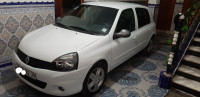 voitures-renault-clio-campus-2012-bye-mohammadia-mascara-algerie