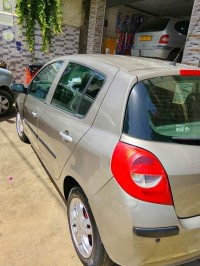 سيارات-renault-clio-3-2008-بومرداس-الجزائر