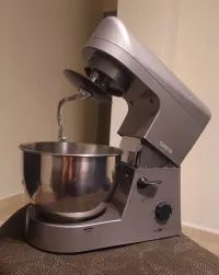 Pétrin Clatronic 1200W-5Litre 