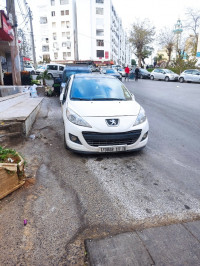 voitures-peugeot-207-2011-allure-ain-naadja-alger-algerie