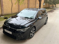 voitures-volkswagen-golf-8-2023-rlne-constantine-algerie