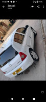 voitures-renault-clio-campus-2014-bye-constantine-algerie