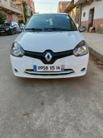 citadine-renault-clio-campus-2015-bye-mahdia-tiaret-algerie