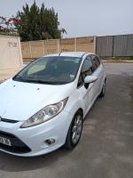 citadine-ford-fiesta-2013-boumerdes-algerie